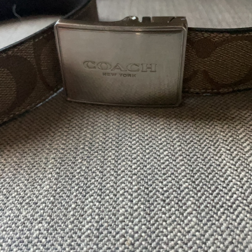Coach Belt - Reversible - Picture 2 of 2